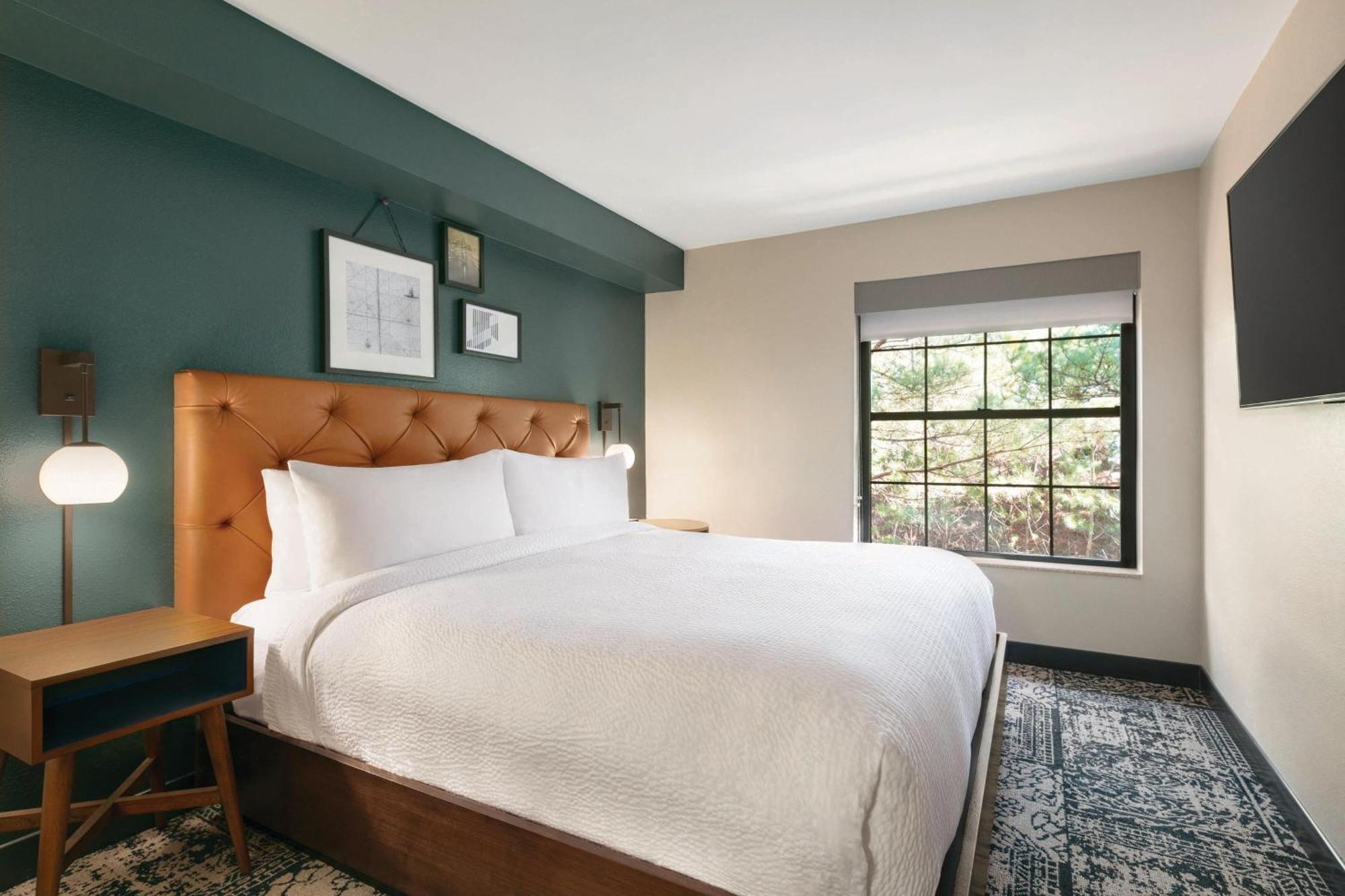 Four Points By Sheraton Raleigh Arena Eksteriør billede